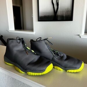 NIKE AIR JORDAN FUTURE - Dark Gray/Volt - REFLECTIVE - 7Y - Worn Once